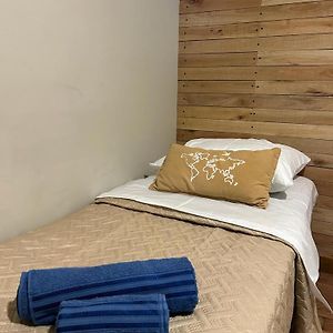 Departamento Moderno Entero / Equipado - Excelente Ubicacion